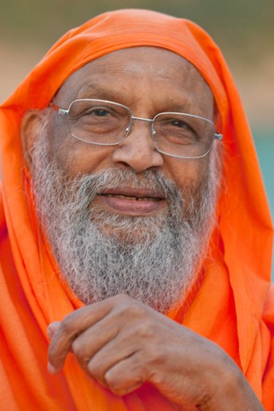Pujya Swami Dayananda Saraswati